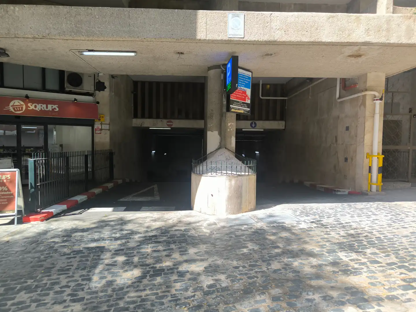 Aparcament de Traster de lloguer en Madrid amb Alarma
