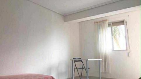 Foto 2 de Pis de lloguer a En Corts - Doctor Waksman,  Valencia Capital