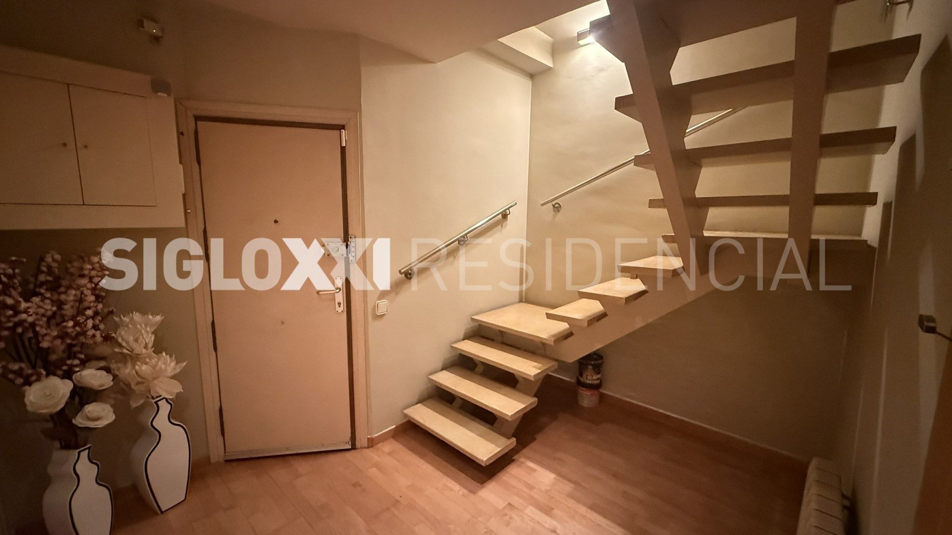 Duplex for sale in  Barcelona Capital  with Air Conditioner and Heating