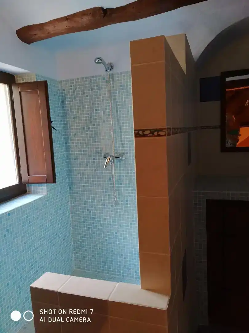 Bany de Casa adosada en venda en Castellote amb Parquet, Traster i Moblat