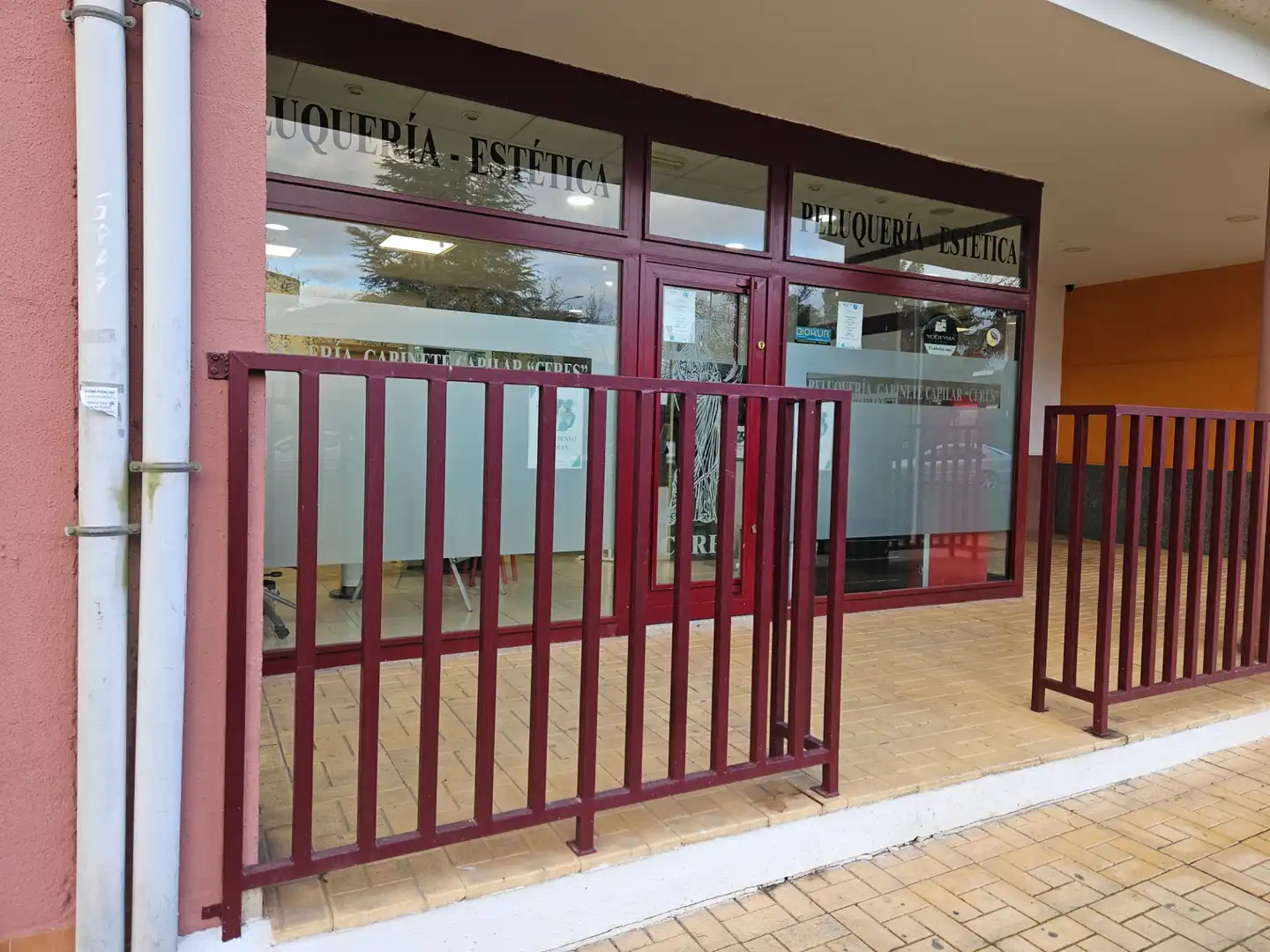 Local comercial en venda a Avenida Alfonso Diaz de Bustamante y Quijano, imagen 3