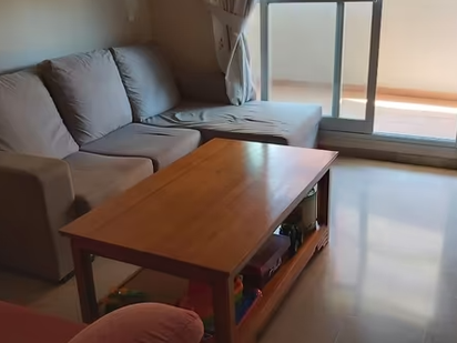 Sala d'estar de Pis de lloguer en  Sevilla Capital amb Aire condicionat, Terrassa i Moblat