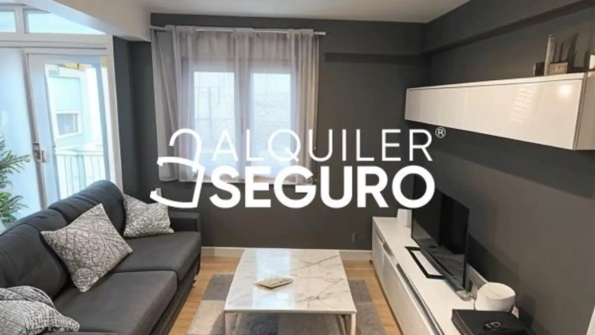 Sala de estar de Piso de alquiler en Alcalá de Henares con Aire acondicionado, Calefacción y Terraza