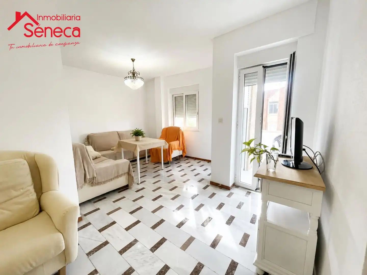 Sala de estar de Piso de alquiler en Córdoba con Aire acondicionado, Terraza y Amueblado