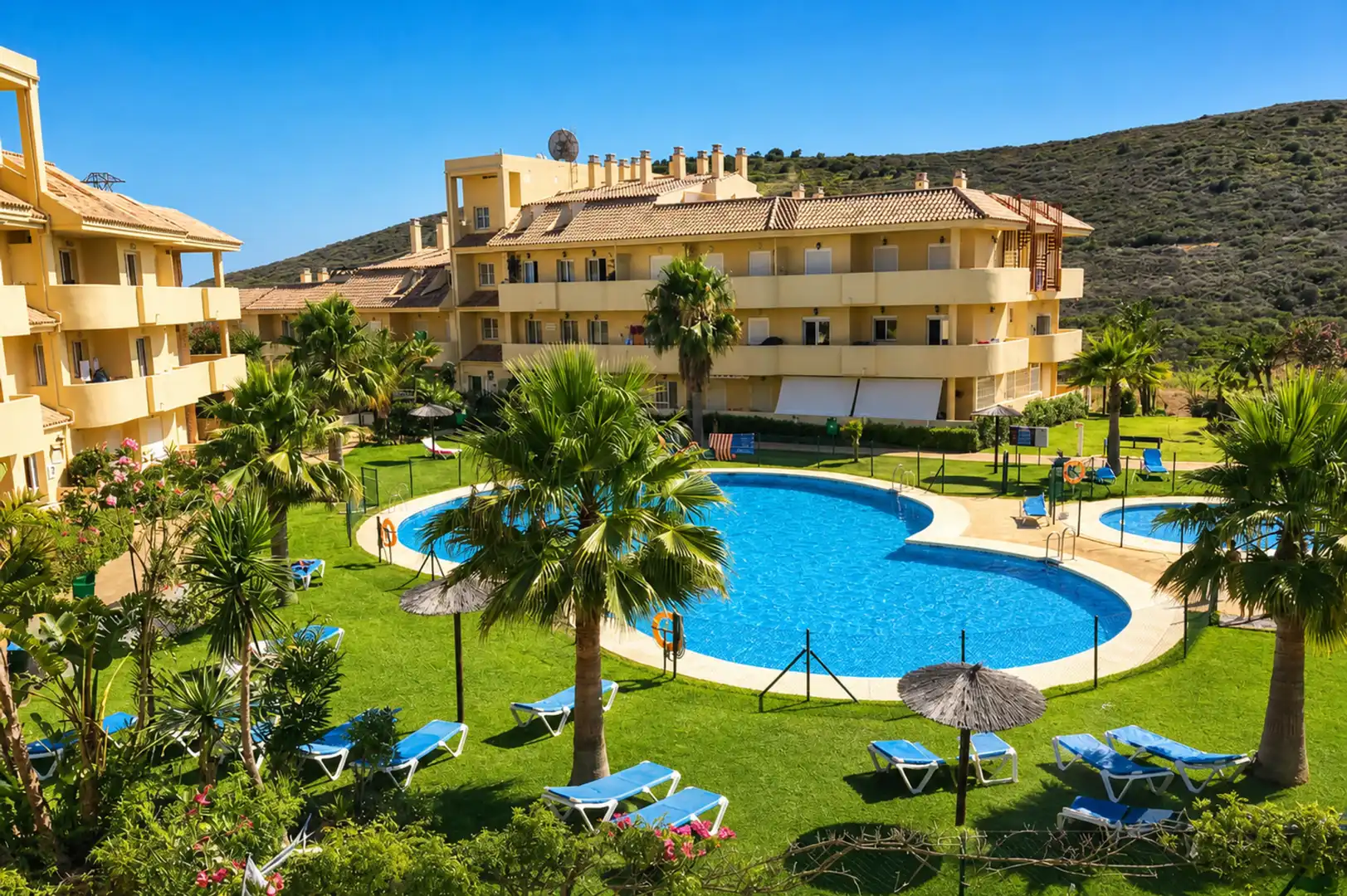 Garden of Attic for sale in Manilva  with Air Conditioner, Terrace and Swimming Pool