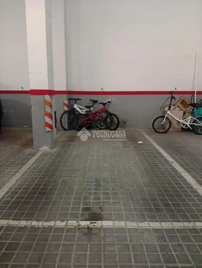 Aparcament de Pis en venda en Sabadell