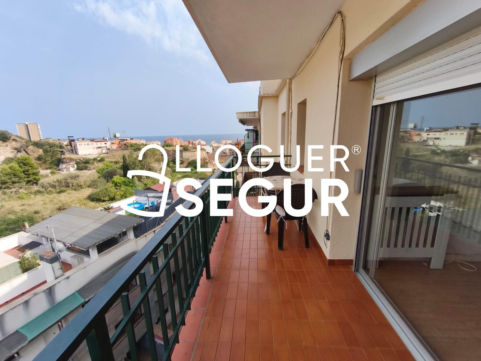 Terrassa de Pis de lloguer en Montgat amb Calefacció i Terrassa