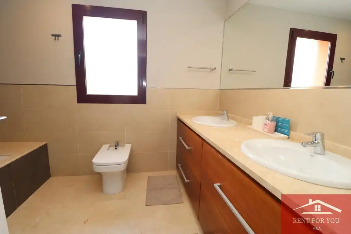 Badezimmer von Haus oder Chalet zur Miete in Coín mit Klimaanlage, Heizung und Privatgarten