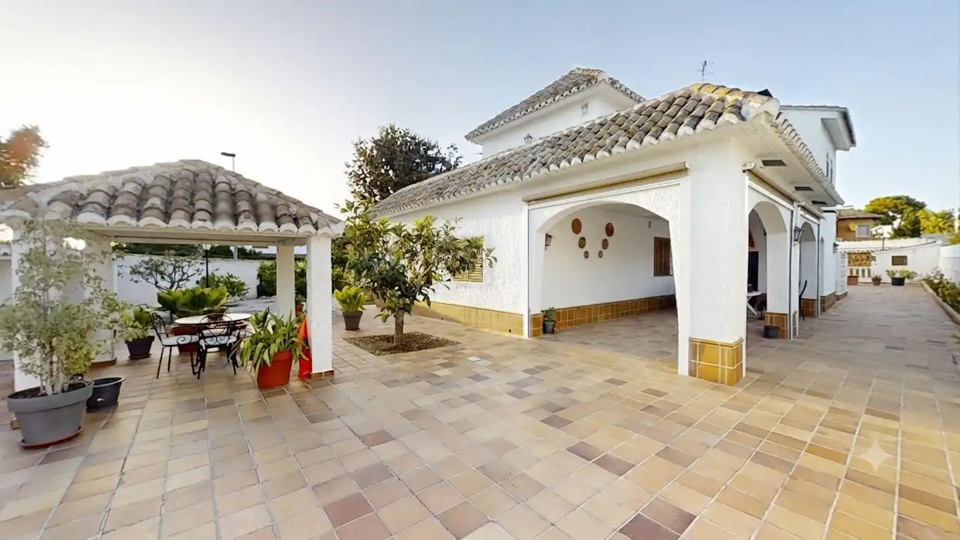 Jardí de Casa o xalet en venda en L'Eliana amb Aire condicionat, Calefacció i Jardí privat