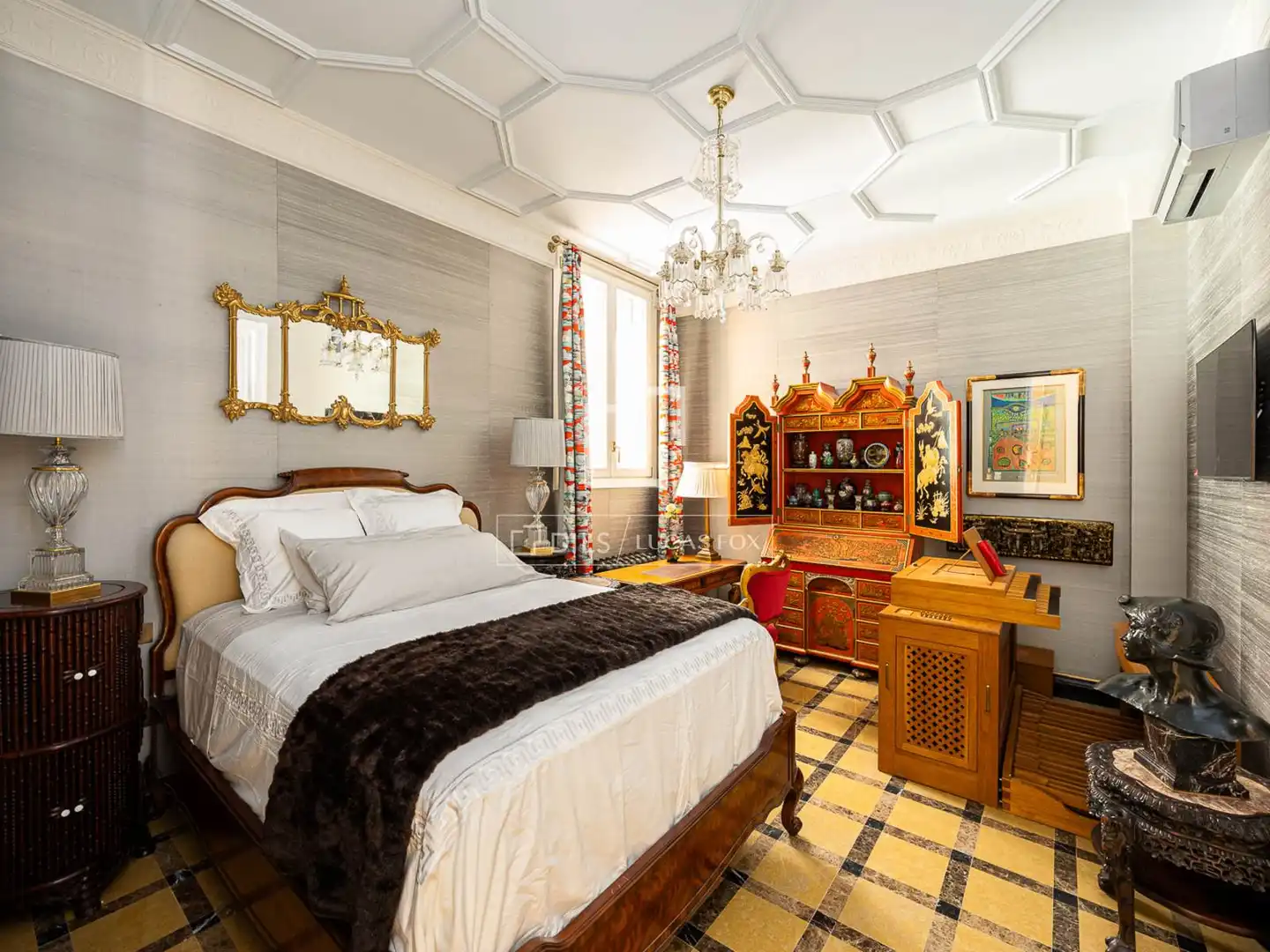 Bedroom of Flat for sale in Barcelona  with Air Conditioner, Heating and Furnished