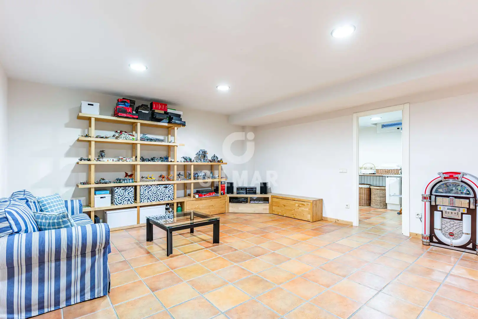 Casa adosada en venta en Boadilla del Monte con Calefacción, Jardín privado y Piscina