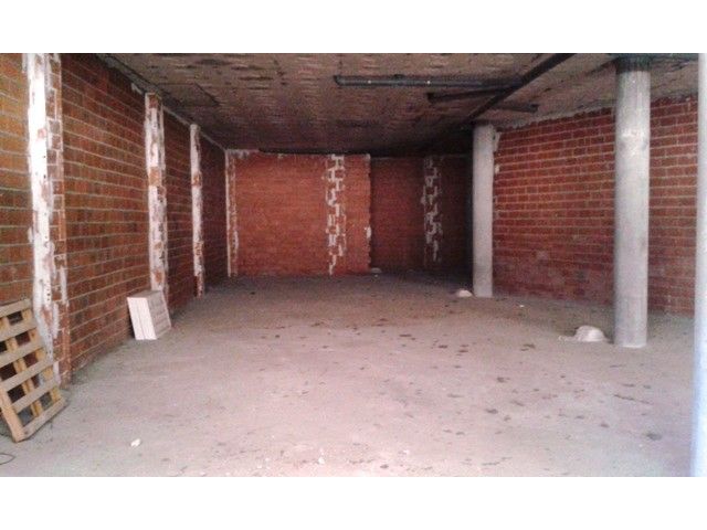 Local en venta en Madridejos