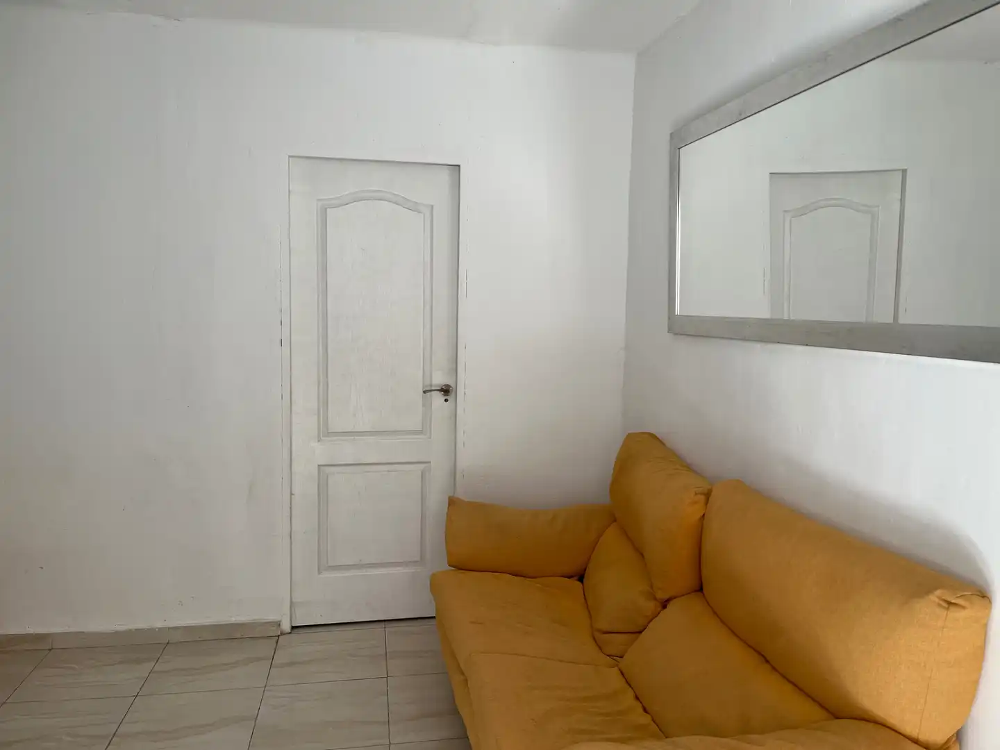 Detached homes for sale in Carrer de l'Almirall Requesens, Ponent