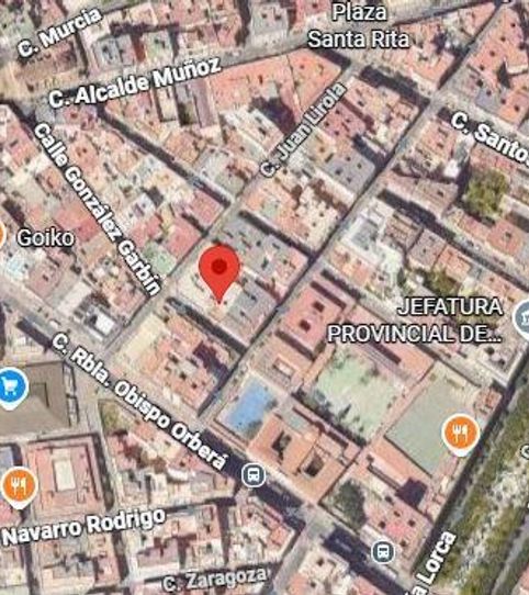 Foto 2 de Piso en venta en Plaza de Toros - Santa Rita, Almería Capital
