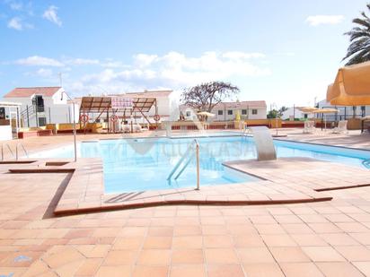 Swimming pool of House or chalet to rent in San Bartolomé de Tirajana  with Terrace, Furnished and Community pool