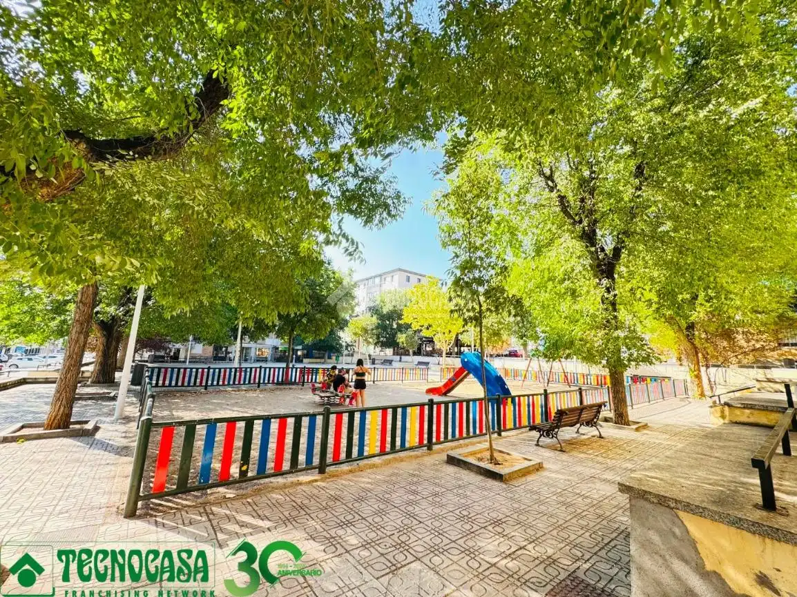 Vista exterior de Pis en venda en Toledo amb Aire condicionat, Calefacció i Balcó