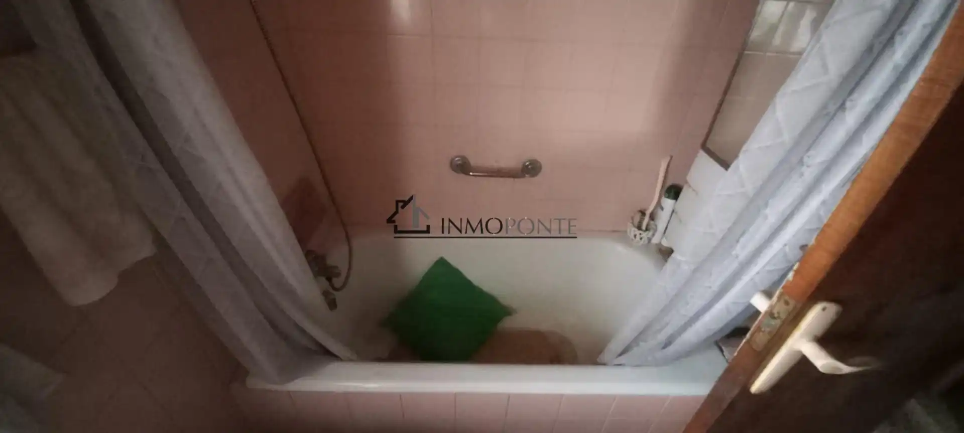 Bany de Pis en venda en Pontevedra Capital 