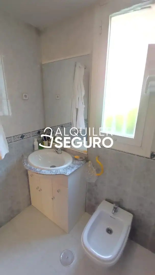 Baño de Casa o chalet de alquiler en Madrid con Aire acondicionado y Calefacción