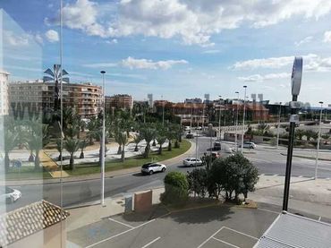 Oficina amb ascensor de lloguer a Elche ciudad