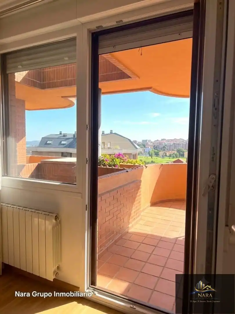 Terrasse von Wohnung zum Verkauf in Santander mit Heizung, Privatgarten und Parkett