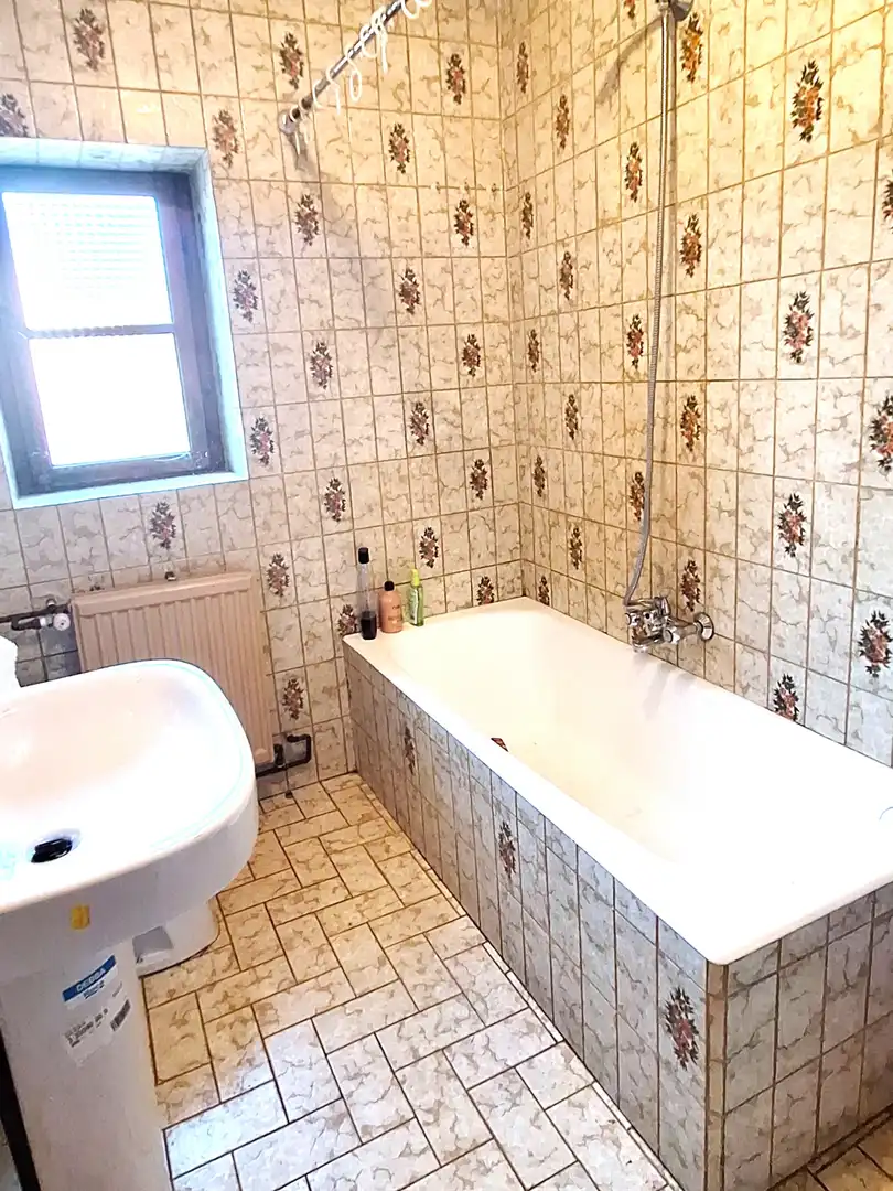 Bathroom of Houses for sale in Aguilar de Campoo  with Balcony