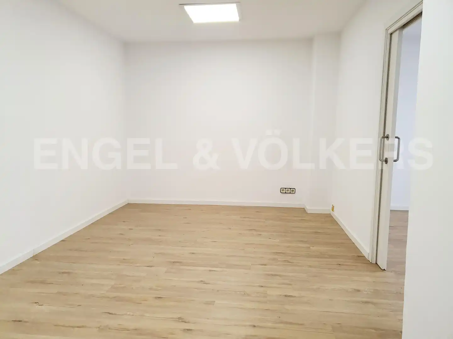 Industrial building to rent in El Pedró, imagen 17