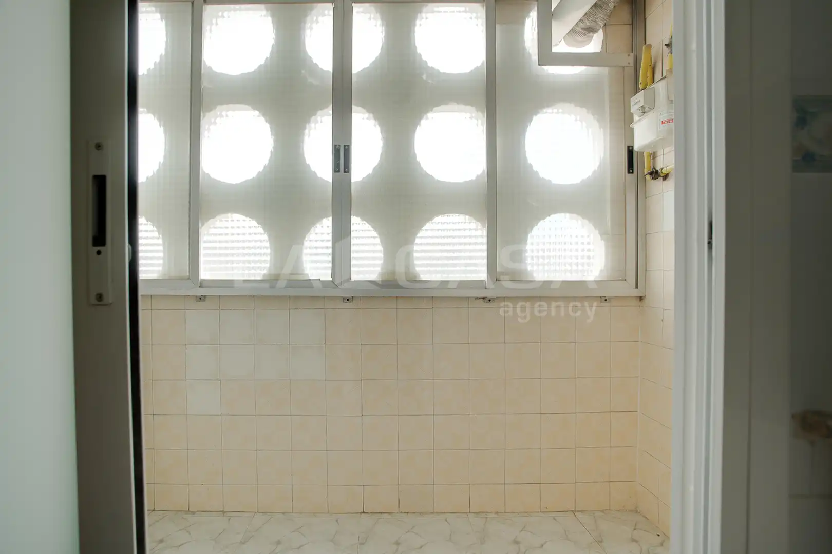 Baño de Piso en venta en L'Hospitalet de Llobregat con Calefacción y Balcón