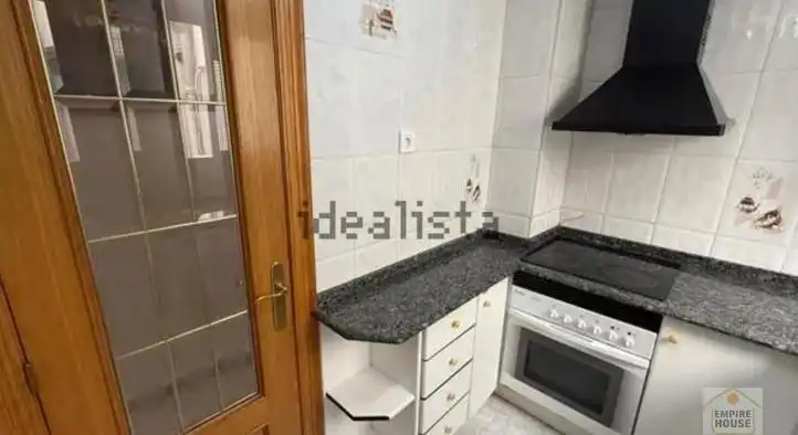 Cuina de Pis de lloguer en Valencia amb Aire condicionat i Moblat