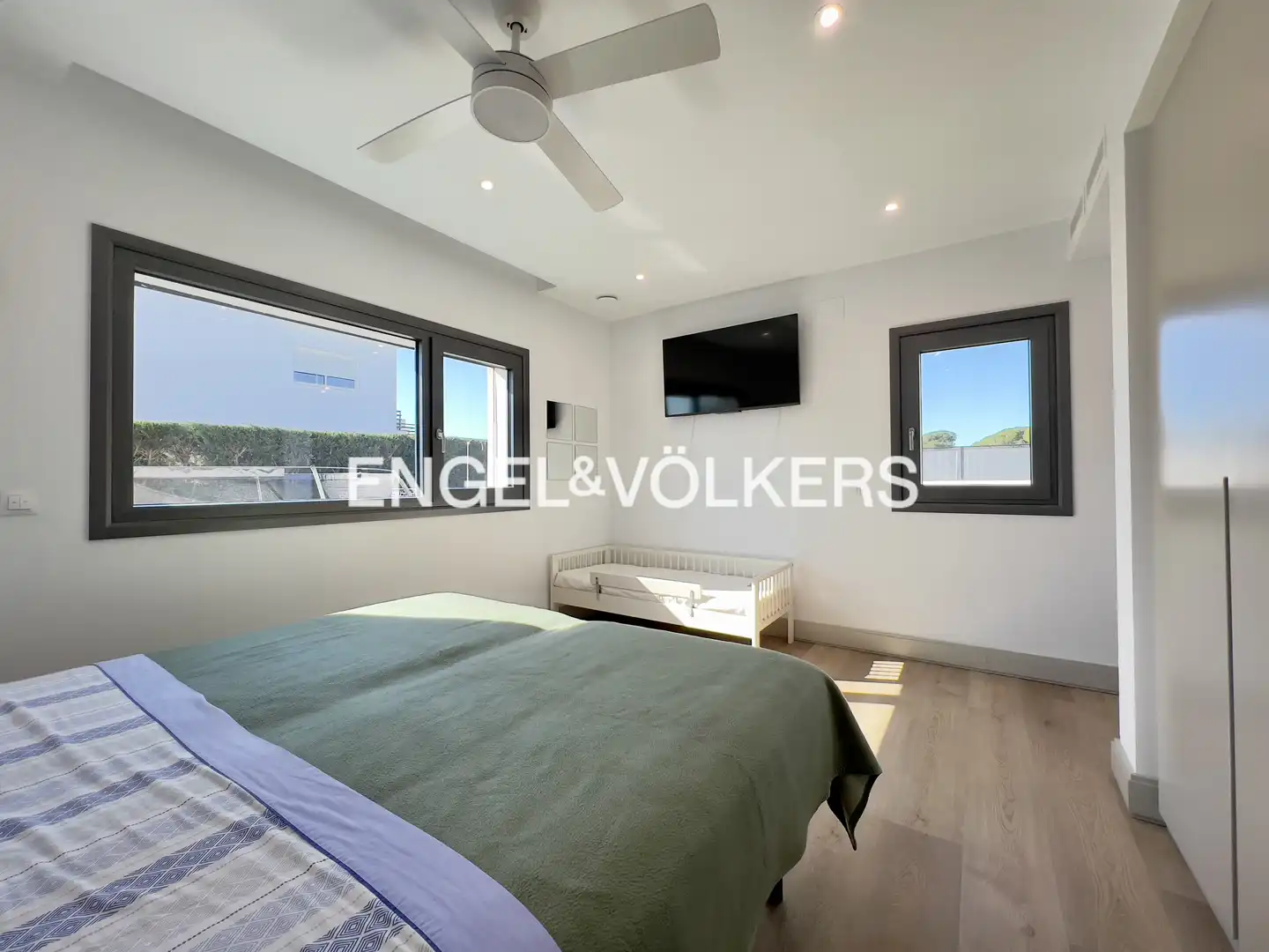 Exterior view of Houses for sale in El Portil  with Air Conditioner, Heating and Private garden
