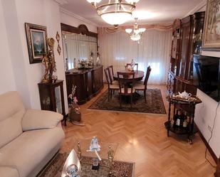 Living room of Flat for sale in Zamora Capital   with Heating, Terrace and Storage room