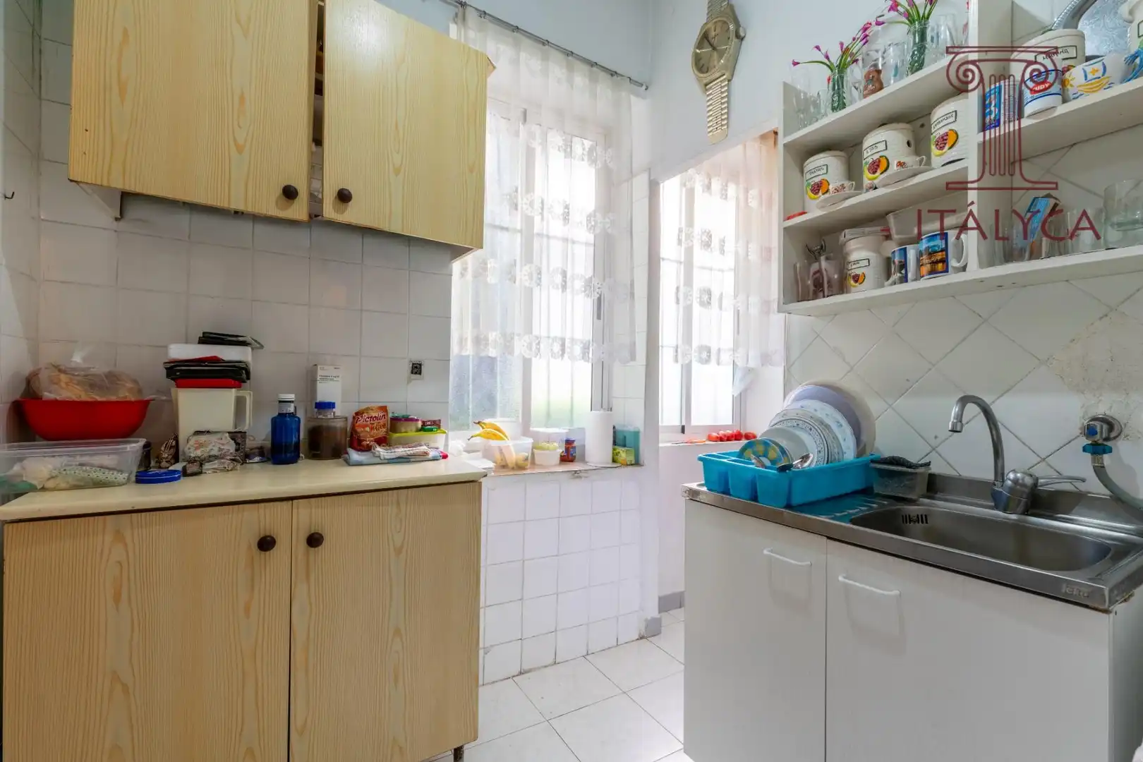 Cocina de Piso en venta en Sevilla con Aire acondicionado