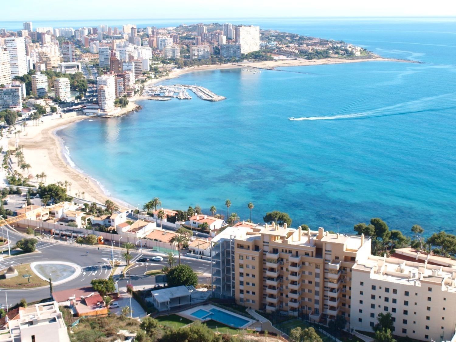 Vista exterior de Piso de alquiler en Alicante / Alacant con Aire acondicionado, Calefacción y Trastero