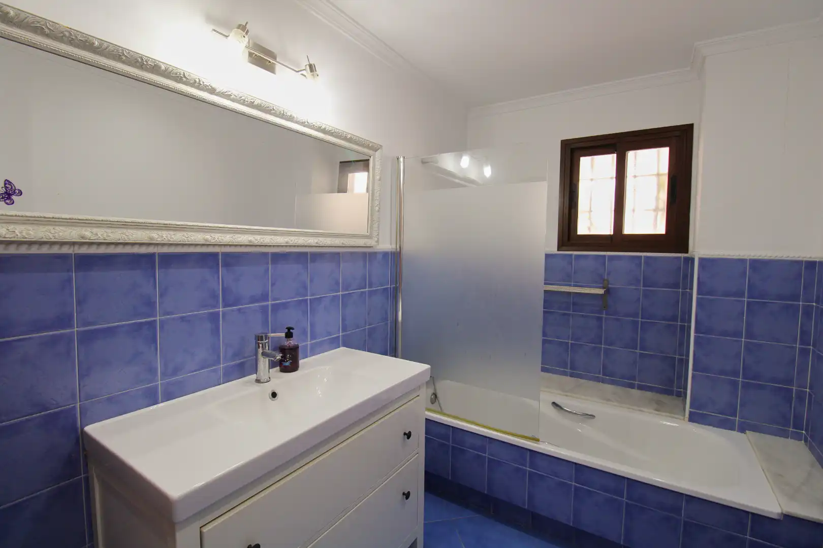 Badezimmer von Wohnungen zur Miete in Málaga mit Klimaanlage, Heizung und Möbliert