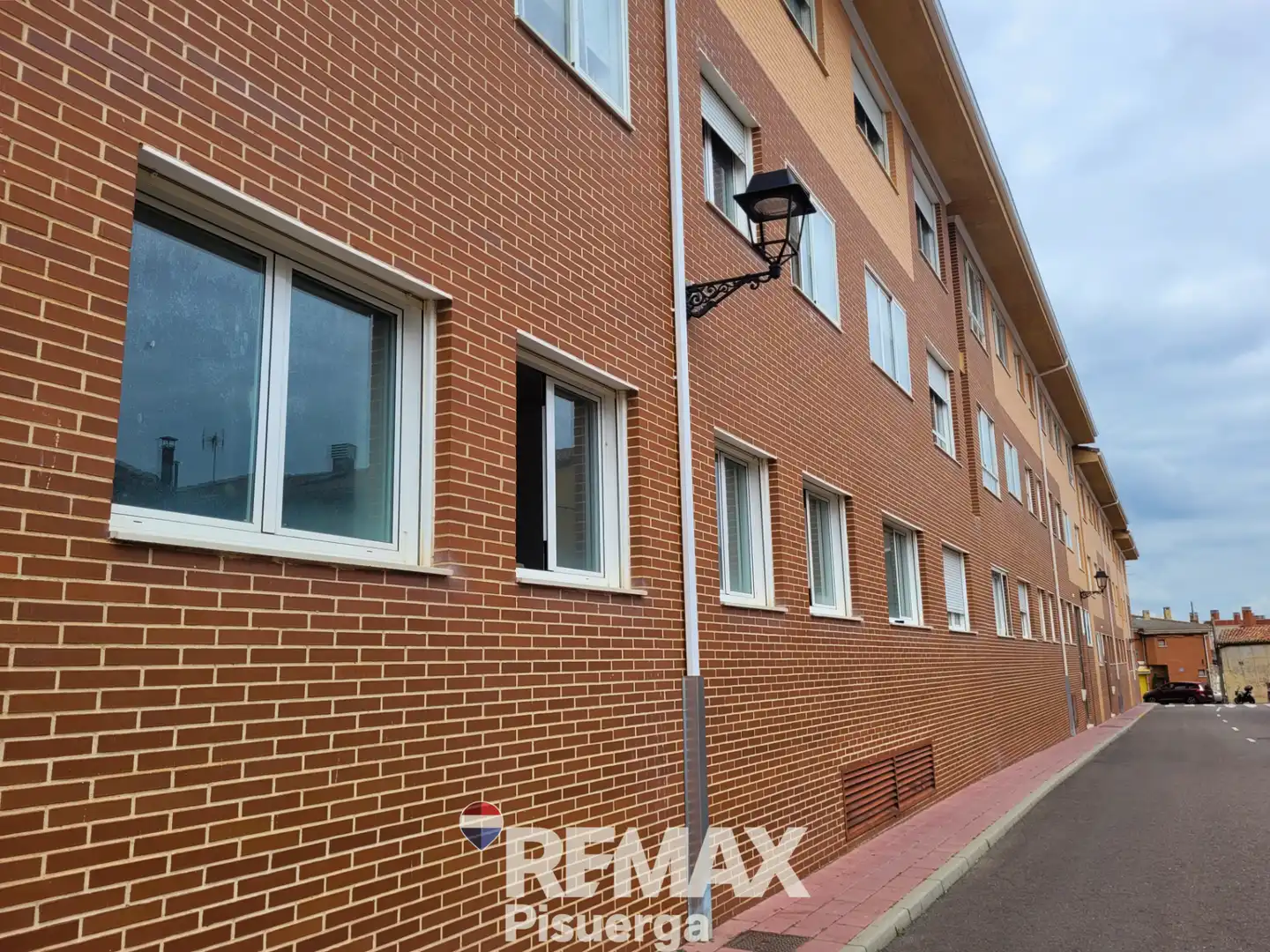 Vista exterior de Piso en venta en Zaratán con Calefacción