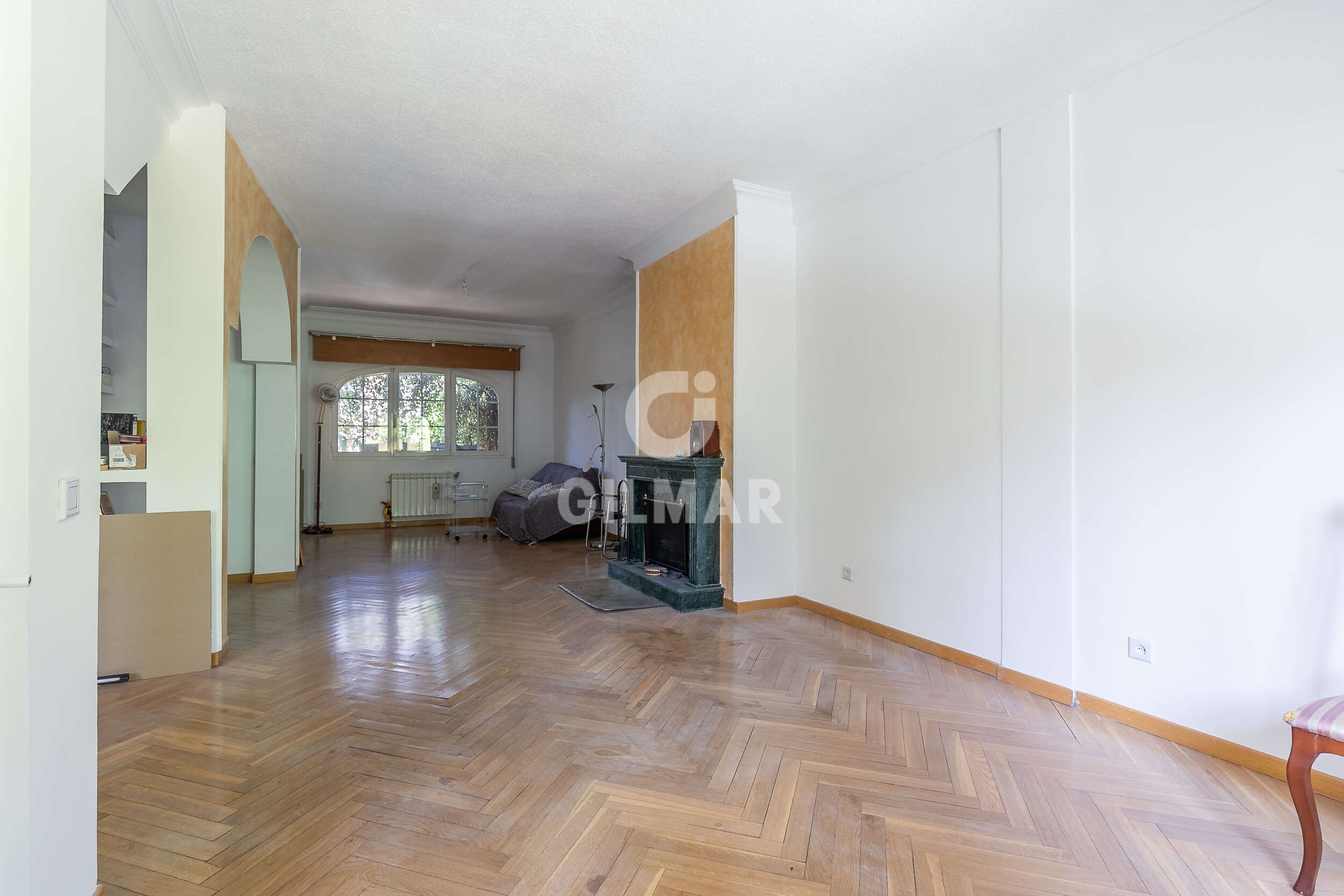 Living room of House or chalet for sale in  Madrid Capital  with Heating, Private garden and Swimming Pool