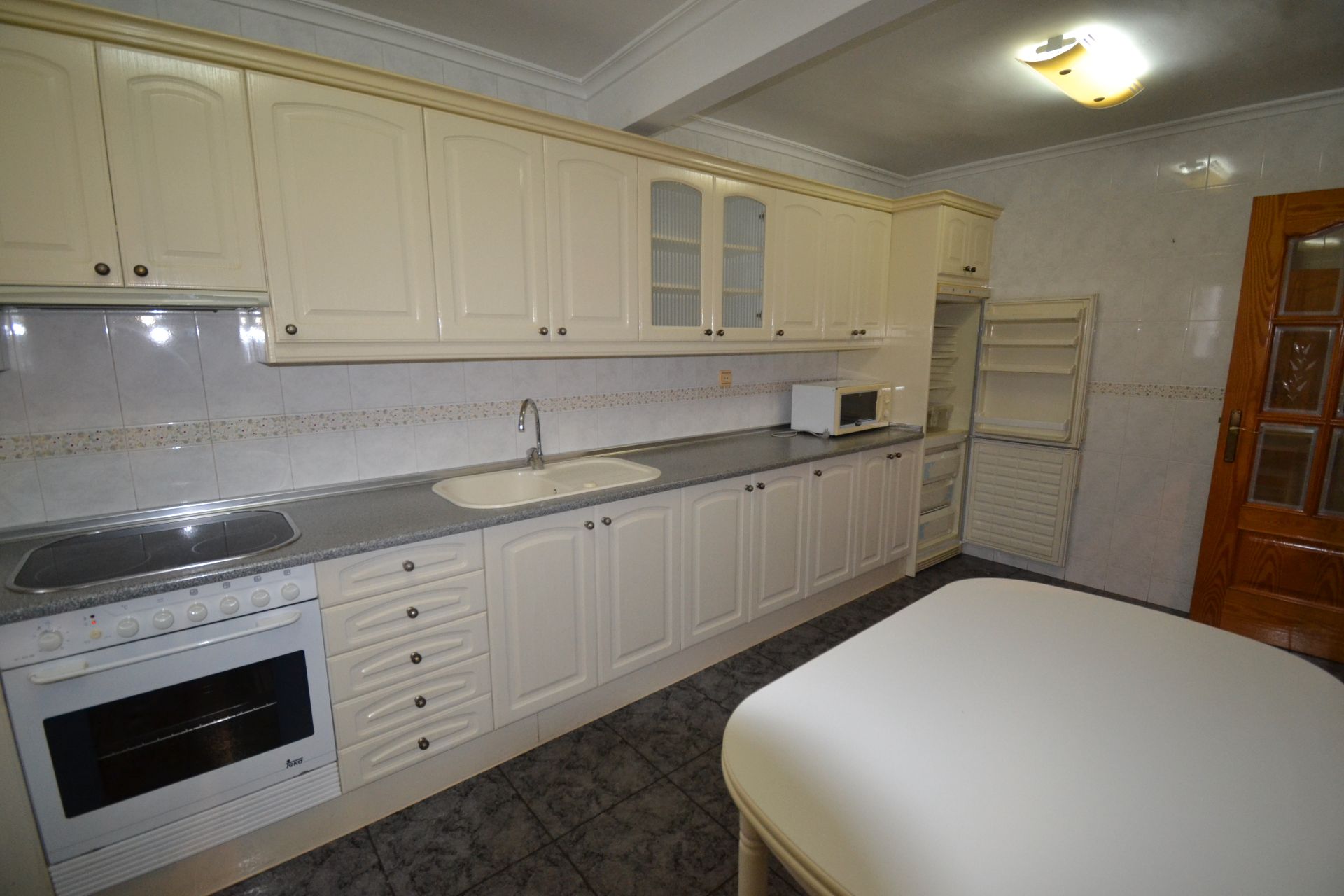 Kitchen of Flat to rent in Malpartida de Plasencia  with Heating and Furnished