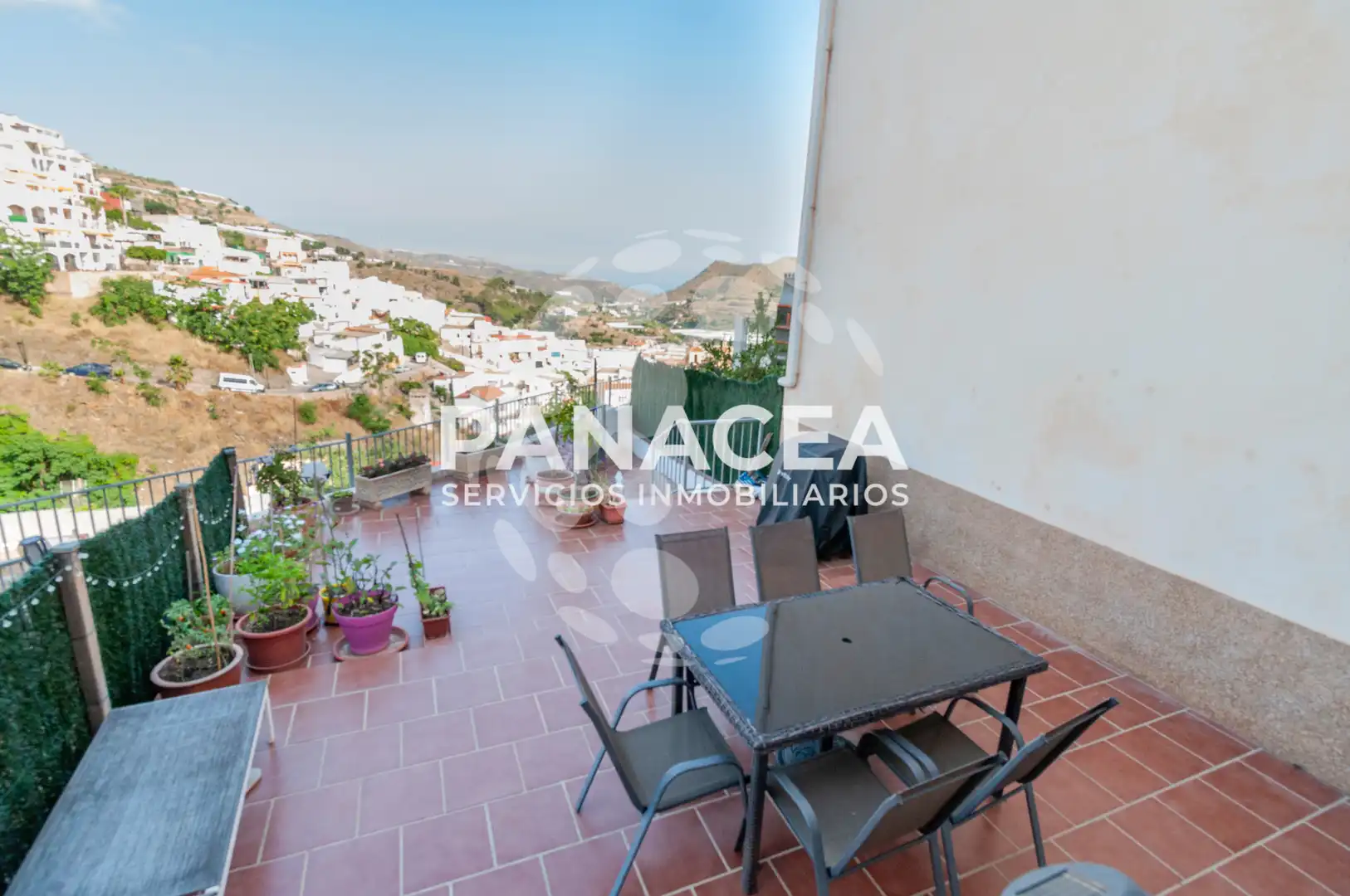 Terraza de Casa adosada en venta en Albuñol con Jardín privado, Terraza y Amueblado