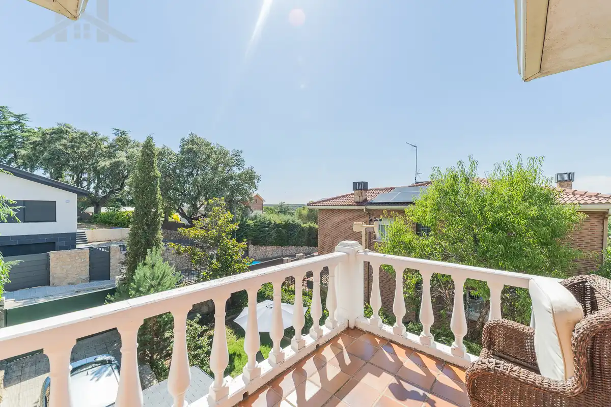 Terrassa de Casa o xalet en venda en Colmenarejo amb Aire condicionat, Calefacció i Jardí privat