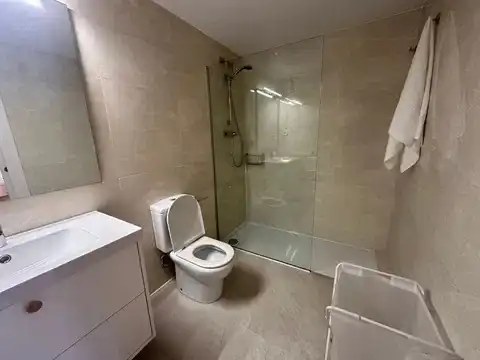 Dachboden zur Miete in Carrer de Jaume de Montcorb, Turó de Can Mates