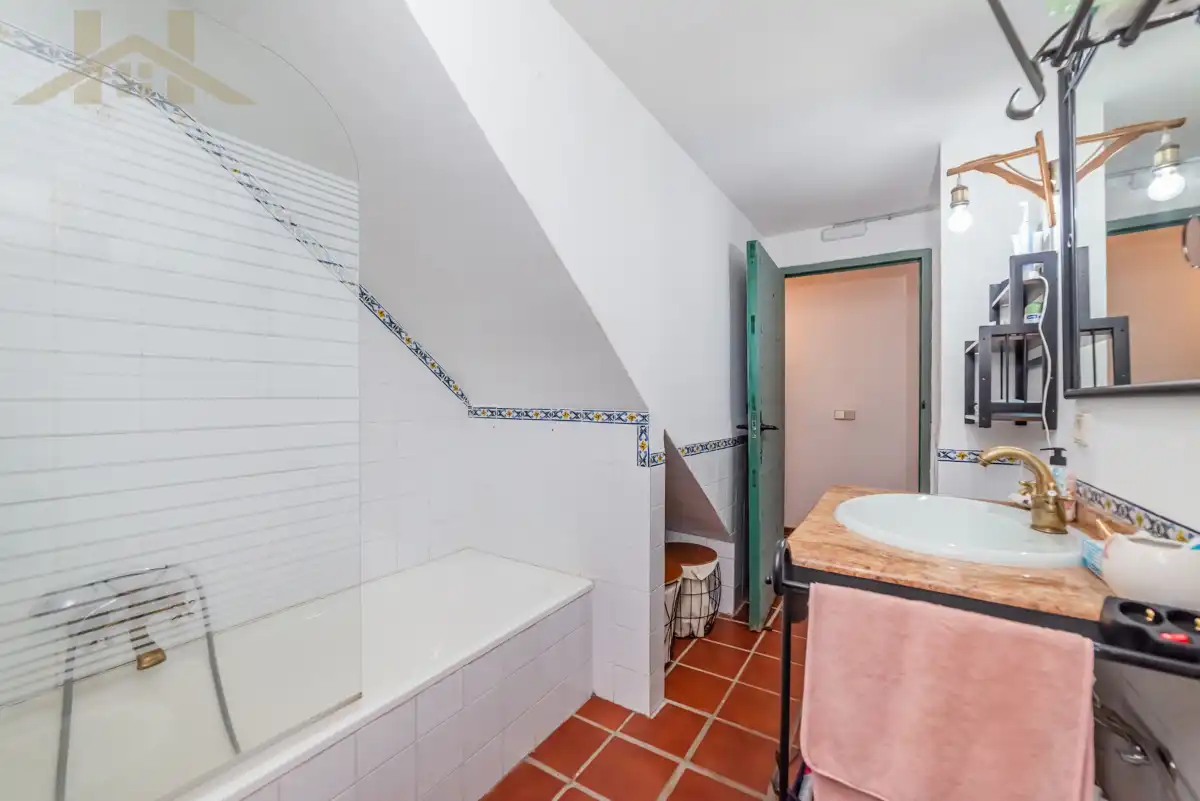 Bany de Casa o xalet en venda en Chinchón amb Calefacció i Traster