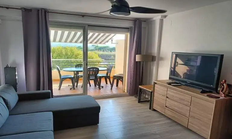 Sala de estar de Piso en venta en Empuriabrava con Aire acondicionado, Calefacción y Terraza