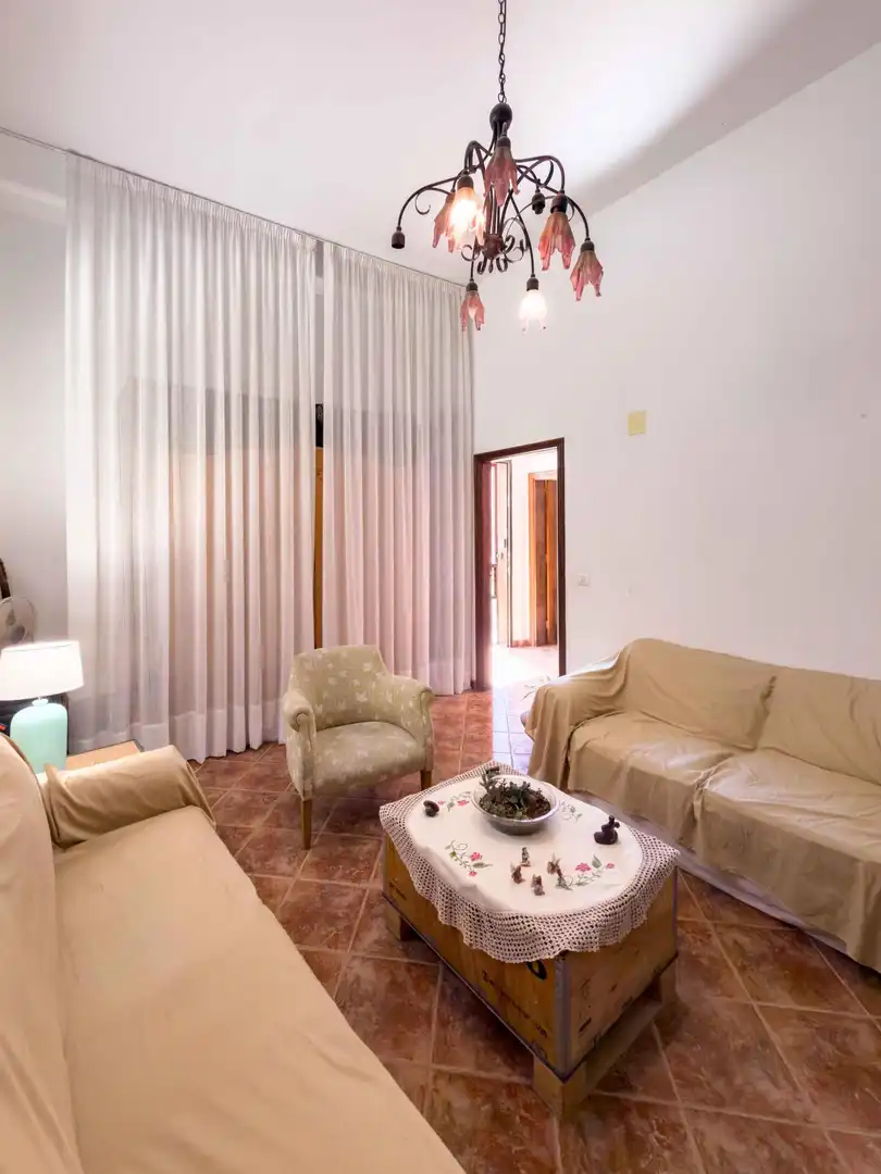 Sala d'estar de Casa adosada en venda en Candelaria