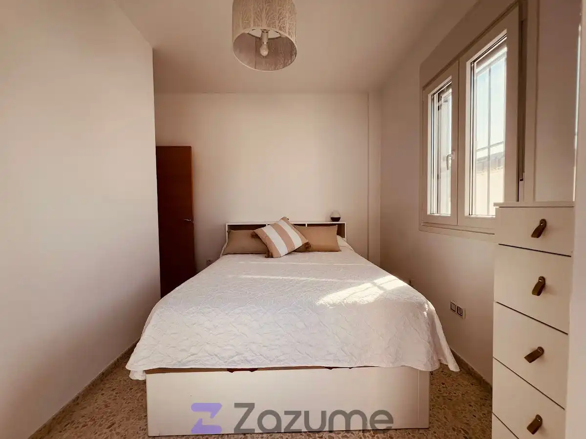 Casa adosada de alquiler en C. Pozo Amarguillo, Ayuntamiento - Barrio Alto