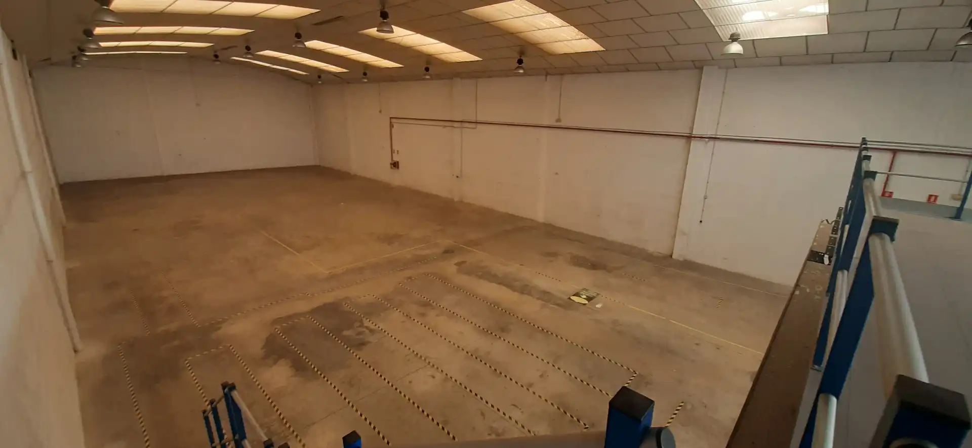 Industrial building to rent in Carrer del Poligon 36, imagen 7