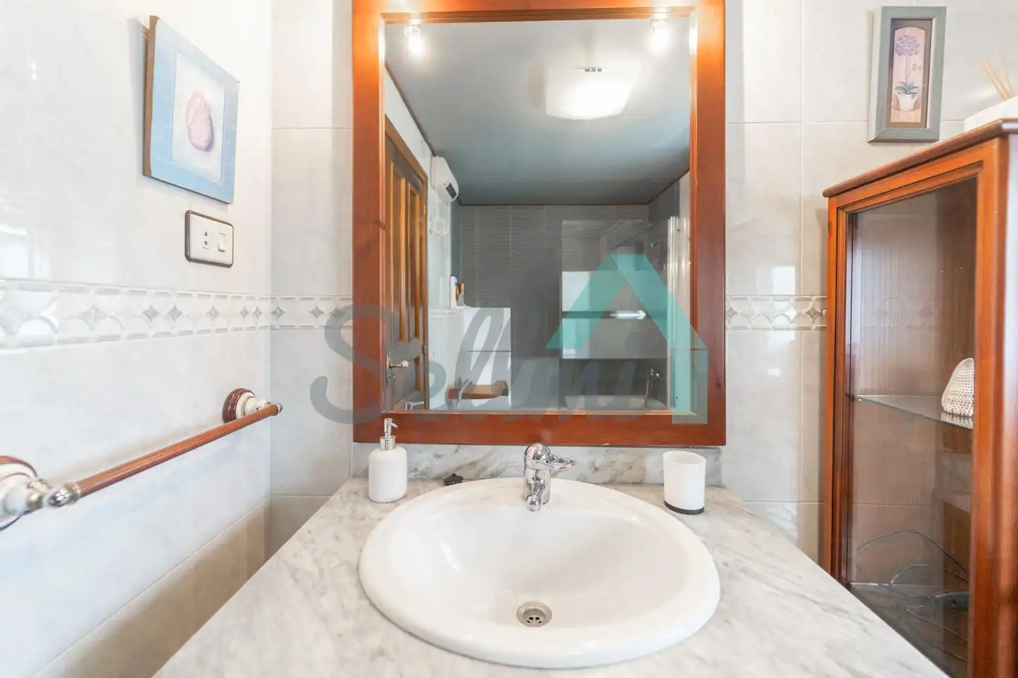 Baño de Casa o chalet en venta en Castropol con Calefacción y Jardín privado