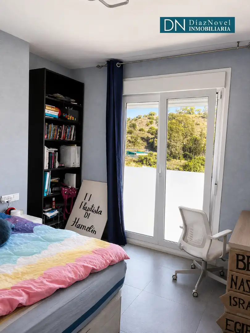 Habitación de Ático en venta en Málaga con Aire acondicionado, Calefacción y Terraza
