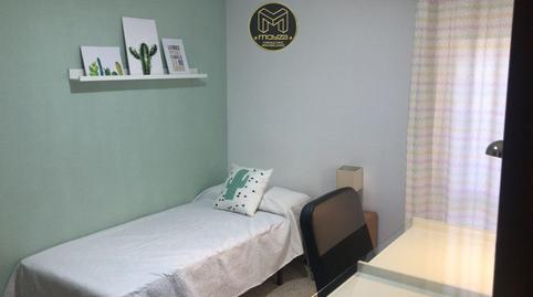 Photo 4 of Flat to rent in Belén - San Roque, Jaén