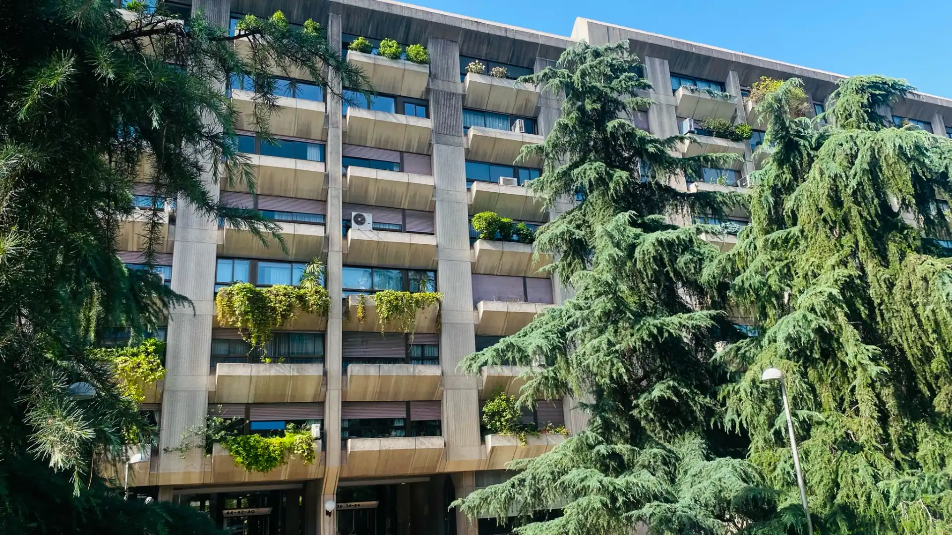 Vista exterior de Piso en venta en Madrid con Aire acondicionado, Calefacción y Jardín privado