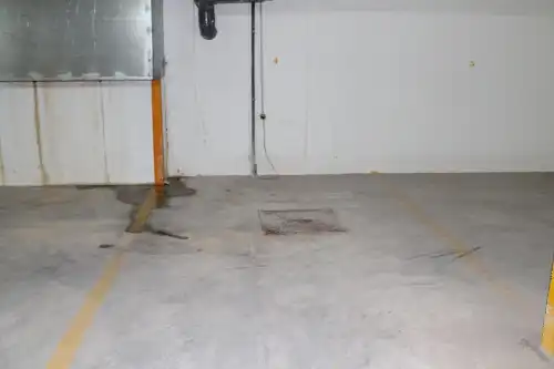 Parking with lift for sale in Parri, imagen 2