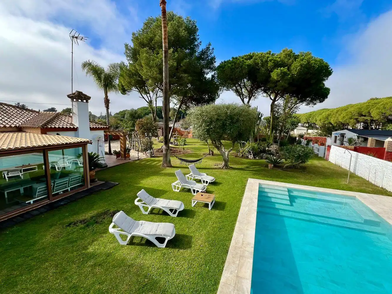 Jardín de Casa o chalet en venta en Chiclana de la Frontera con Terraza y Trastero